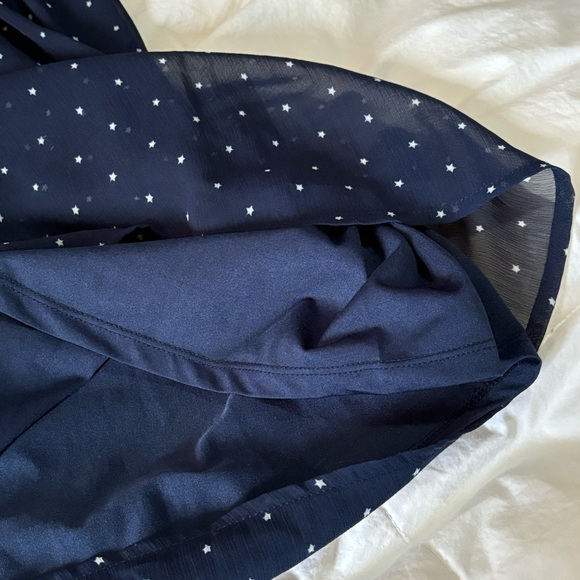 Women’s Size Large Gap Navy and White Flutter Sleeve Star Print Mini Dress - Picture 6 of 11